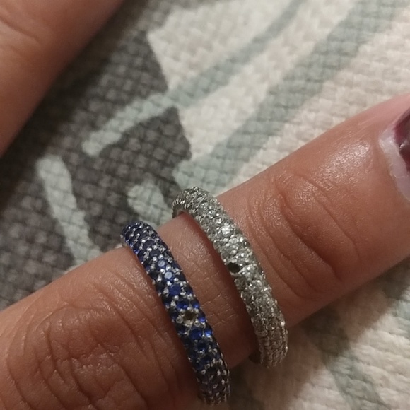 Blue sapphire pave eternity band - Picture 2 of 6